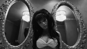 Jessie Murph Blends Country and Trap in “Blue Strips” – Songs Magazine